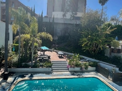 Photo - 547 Gayley Ave