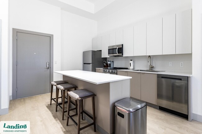 Photo - 1155 NE 126th St Unidad 222.1411375