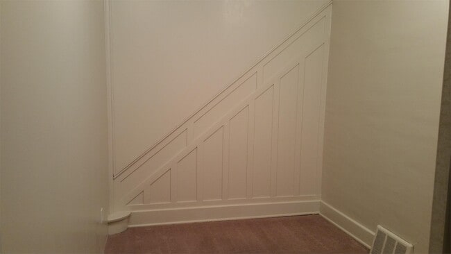 Photo - 700 N 6th St