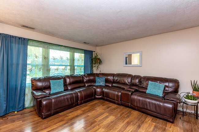 Photo - 3008 Tuscaloosa Ln