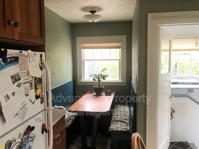 Photo - 436 NW 8th St