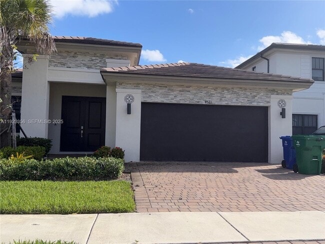 Building Photo - 4321 SW 173rd Ave