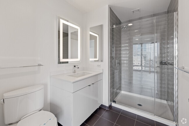 2BR, 2BA - 1000SF
