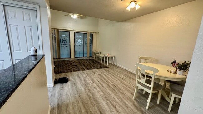 Photo - 7200 SW 8th Ave