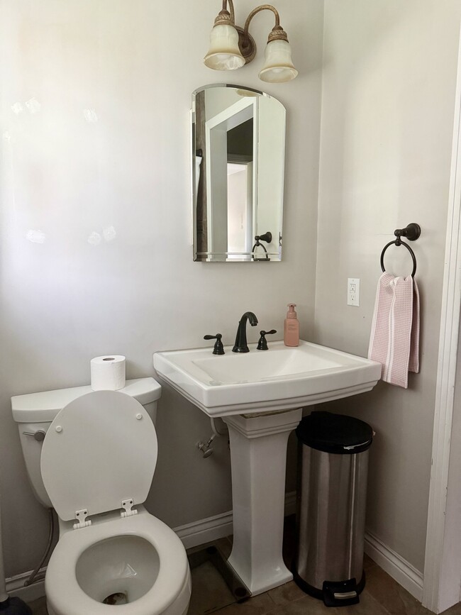 Photo - 100 Diddle Ct