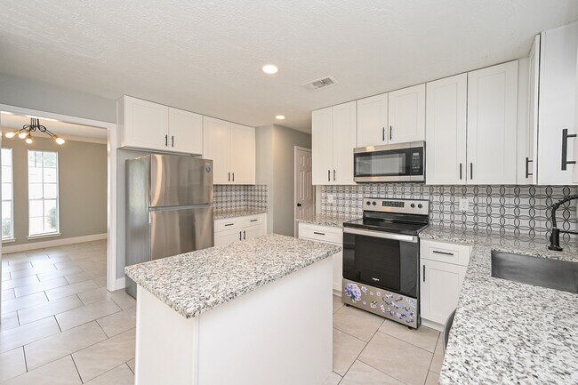 Photo - 22103 Joshua Kendall Ln