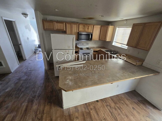 Photo - 2822 SW Juniper Ave