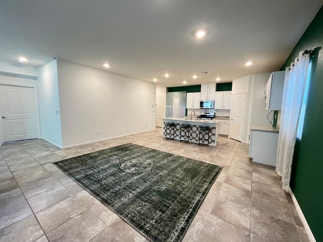 Photo - Lovely Single Story Home with Pool near Al...