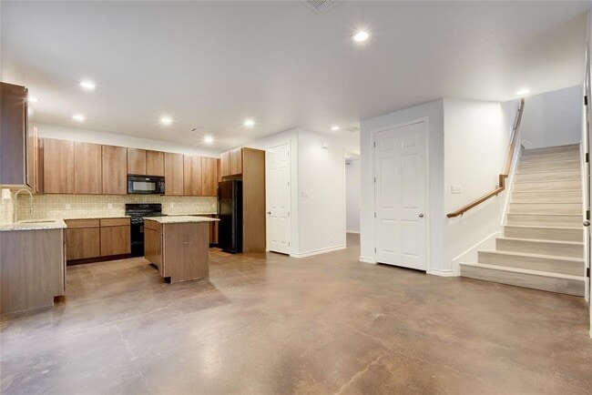 Photo - 2933 E Martin Luther King Jr Blvd