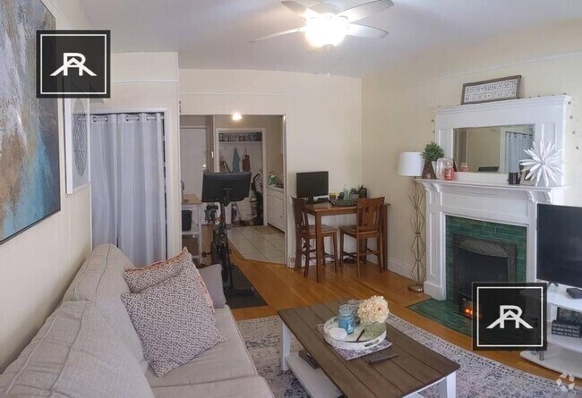 Building Photo - 2 bedroom in Allston MA 02134 Unit 4 Rental
