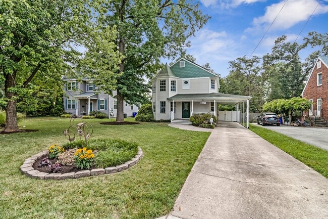 Photo - 8401 Potomac Ave