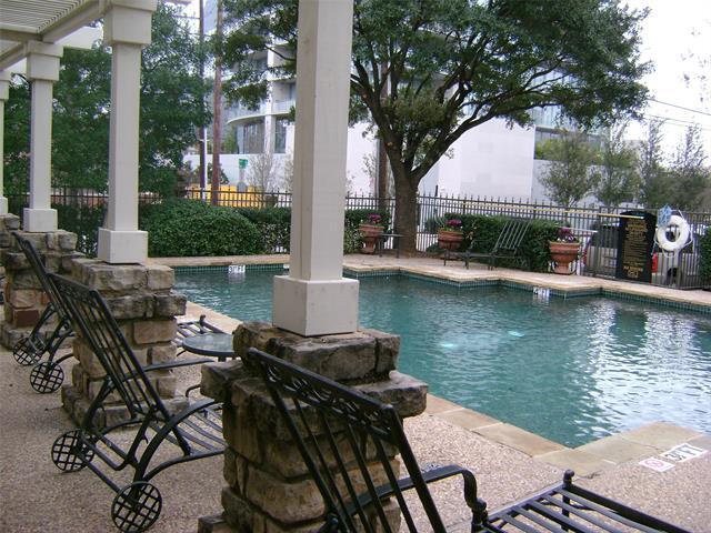 Photo - 2201 Wolf St Unidad 3105