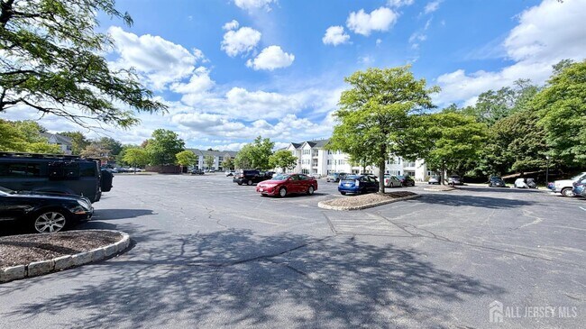 1133 Waterford Dr