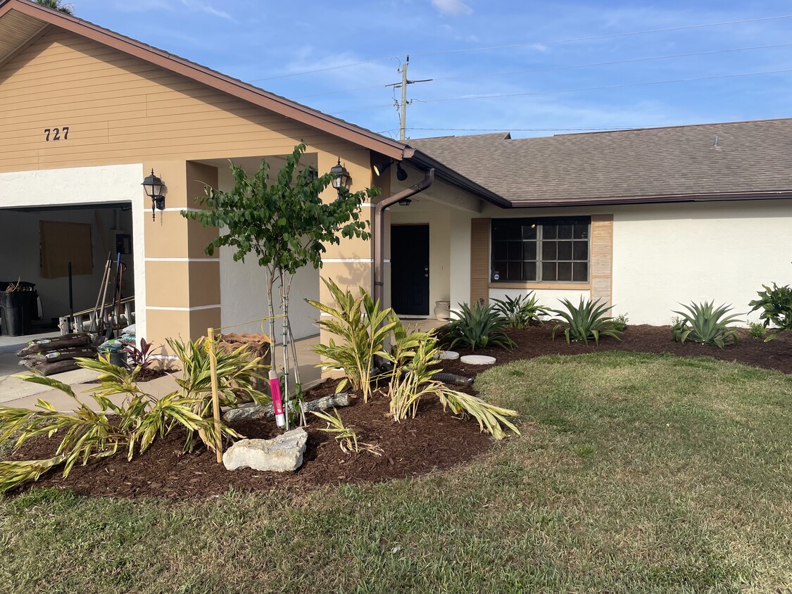 Photo - 727 Tuxford Dr (Sarasota, FL)