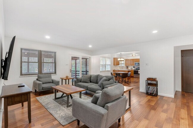 Photo - 1010 Providence Rd Unidad SI ID1472908P