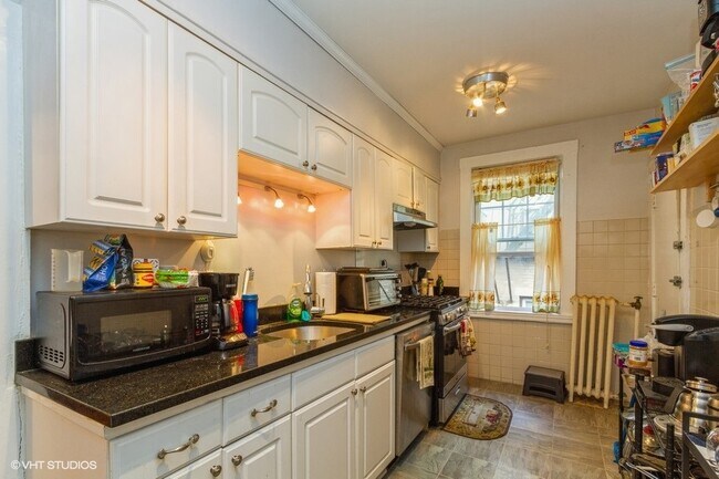 Photo - 26 Chiswick Rd Condo Unit 8