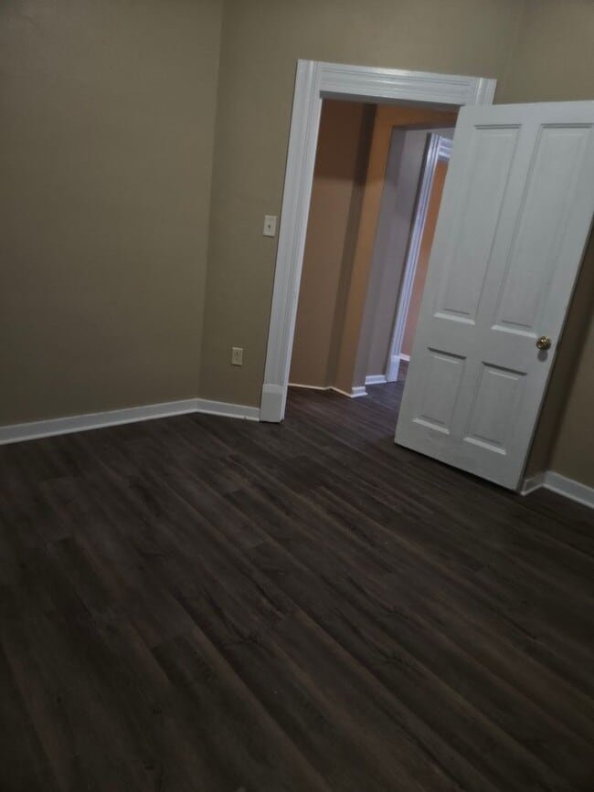 Photo - 1001 Lincoln Ave Unit 1001 Lincoln Avenue #2