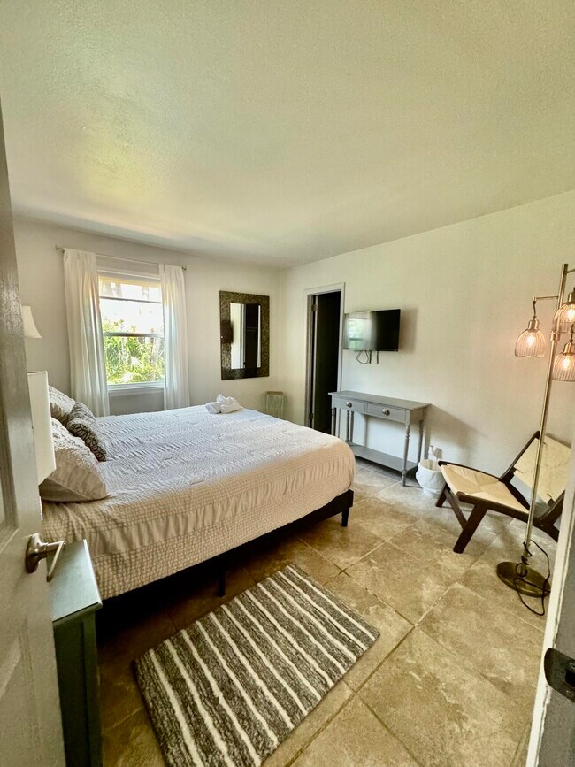 Photo - 3725 S Olive Ave