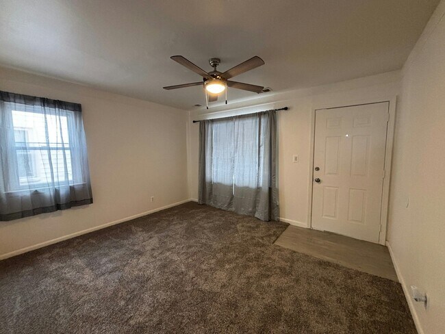 Photo - 11291 Lozier Ave