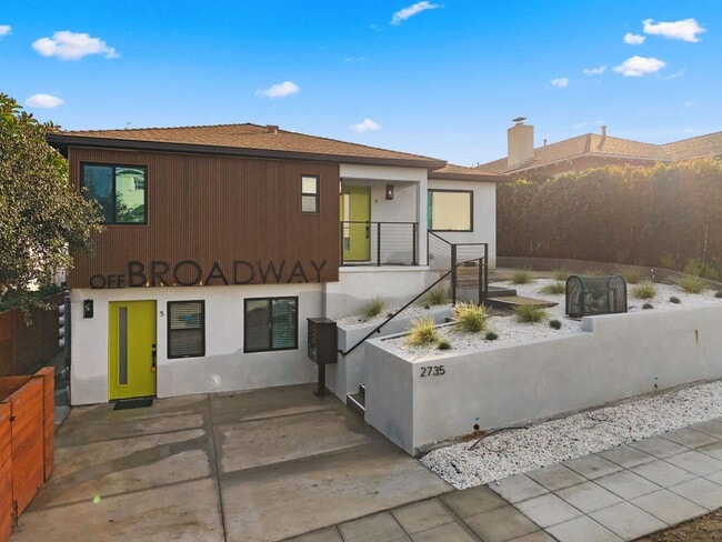 Building Photo - 2735 Broadway-1 Unit 1