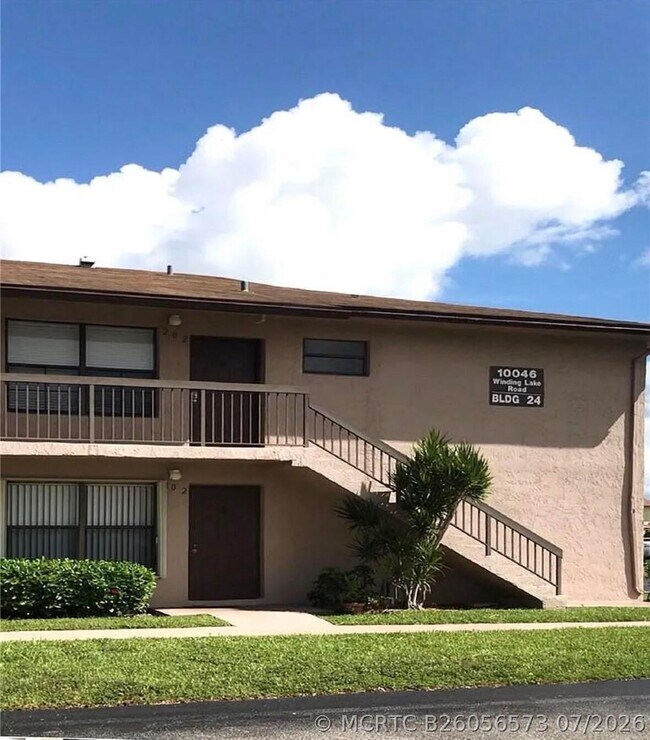 Building Photo - 10046 Winding Lake Rd Unit 202
