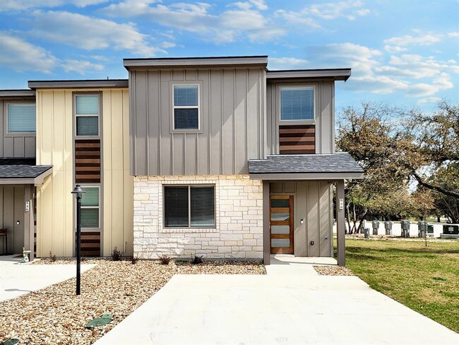 Building Photo - 528 Palmer Dr Rental