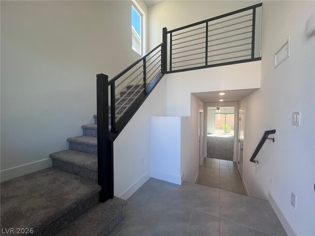 Photo - 7394 Pioneer Way