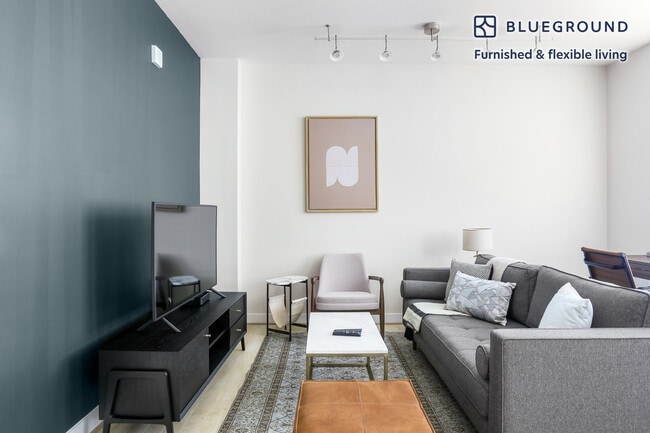 Photo - 733 15th St NW Unit FL7-ID215