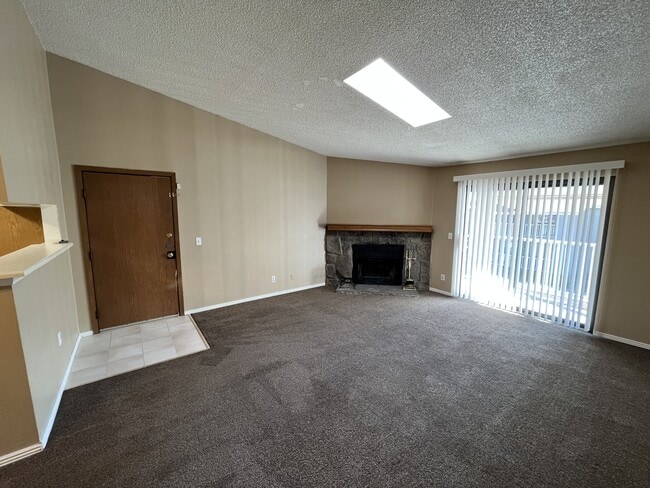 Photo - 902 S Walden St Unit 207