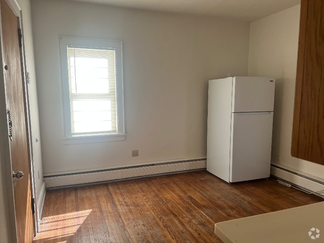 Building Photo - 1805 11th Ave S Rental