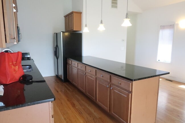 Photo - 3541 S Hamilton Ave Unit 3