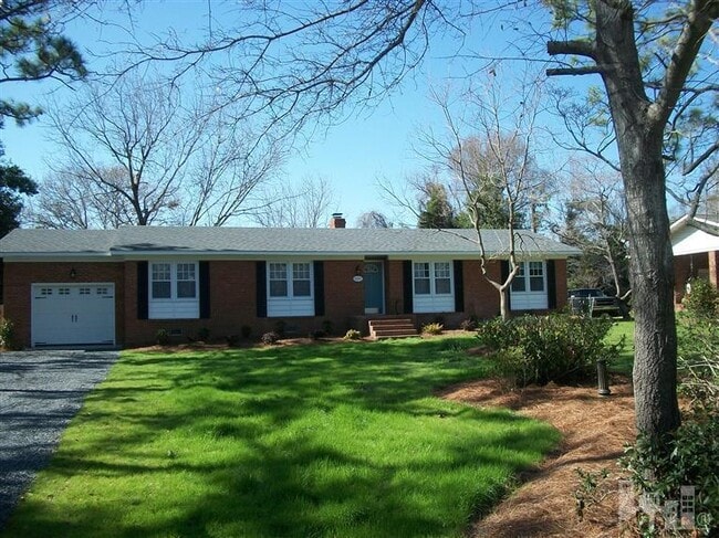 Close access to UNCW, Beach, Hwy 40, walk ... - Close access to UNCW, Beach, Hwy 40, walk ... House