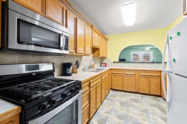 Photo - 3317 Olsen Dr