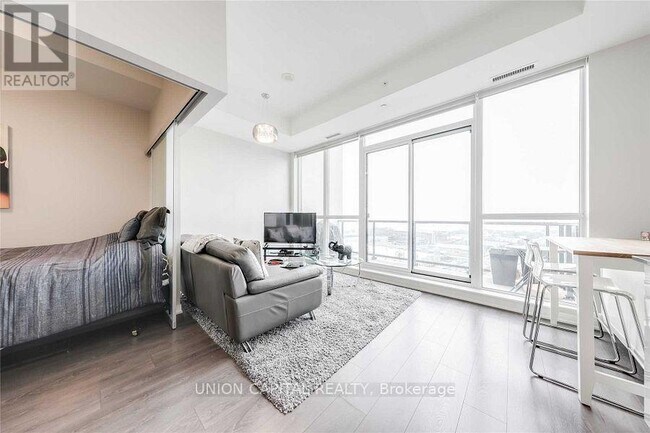 51 E Liberty St Unit PH10