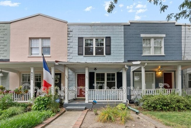Building Photo - 624 N Alfred St Rental