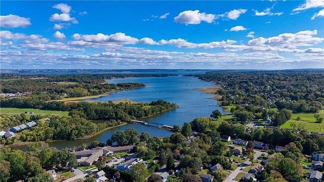 Building Photo - 510 Child St Unit 303B