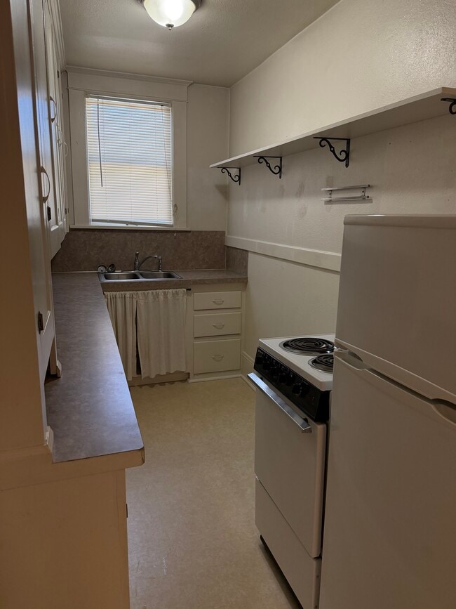 Photo - 111 NW 26th St Unit Apt 3