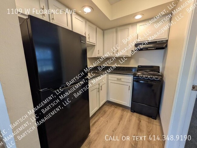 Photo - 1109 W Florence St Unit 5