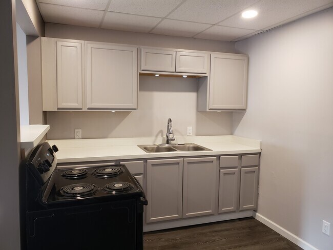 Photo - 17 Broad St.