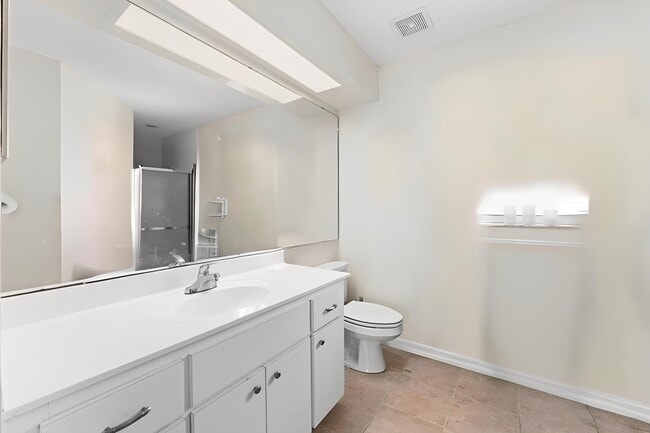 Photo - 2630 McDonald Ter