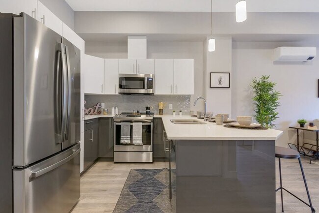 Photo - 230 Aurora Cres Unit 419