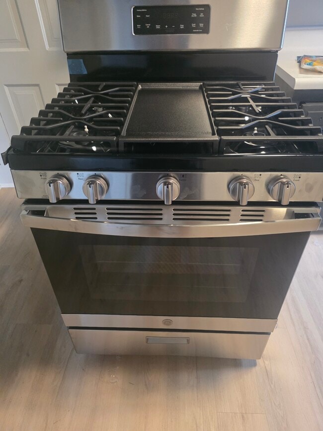 New gas range