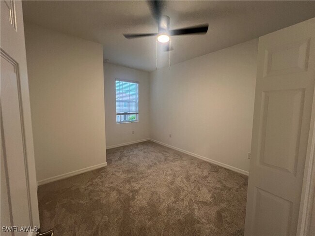 Photo - 2827 Blossom Wy