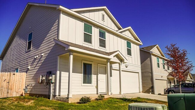 Photo - 2400 Willkomen Wy