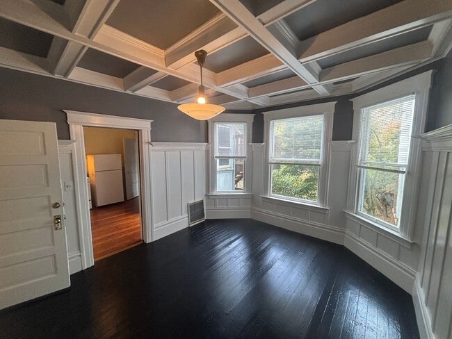 Building Photo - 2728-2730 Sutter Street (1170r) Unit 2728