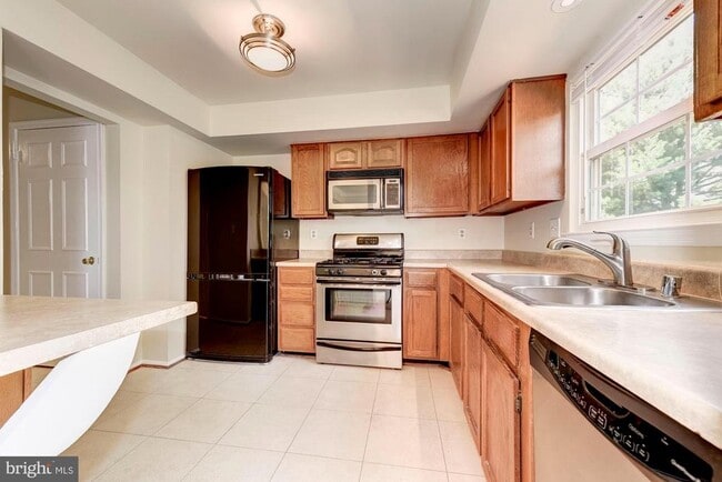 Building Photo - 12264 Dapple Gray Ct