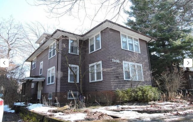 2 unit duplex - 1108 S Busey Ave Unit 1