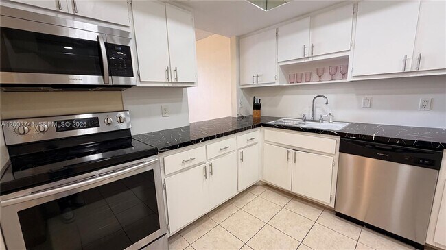 Photo - 1351 NE Miami Gardens Dr Unit 902E