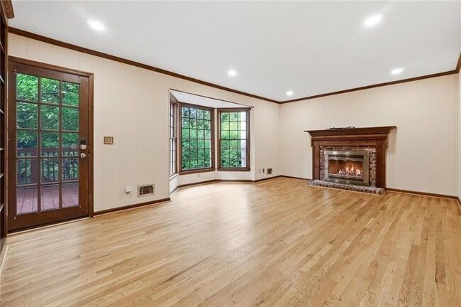 Photo - 3731 Dunwoody Club Dr