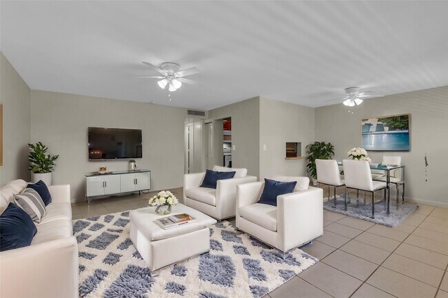 Photo - 2201 NE 36th St Unit 205